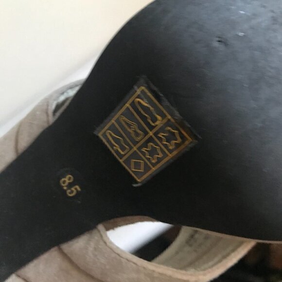 Jeffrey Campbell Taupe Suede Crisscross Slide Platform Sandal Size 8.5 - Picture 8 of 8